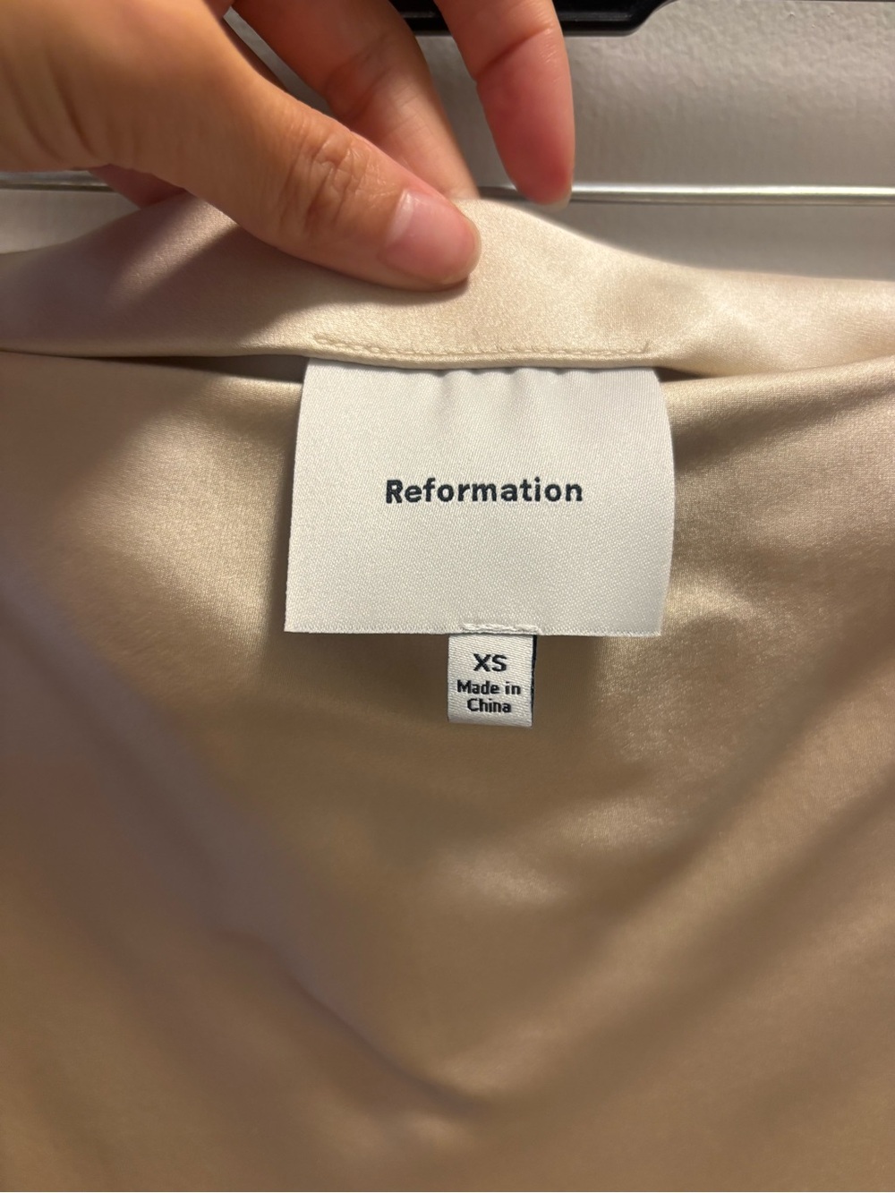 Reformation Almond Silk Set - Picture 9 of 9